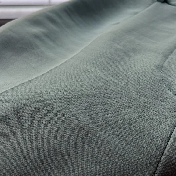 “Zara: Woman’s Cuffed Trousers size Large” - Picture 9 of 11